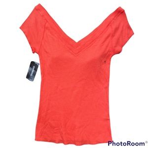 RARE Y2K RIBBED DEEP V NECK FRONT & BACK DESIGN BABY TEE SEXY TOP ⭐️⭐️⭐️⭐️⭐️